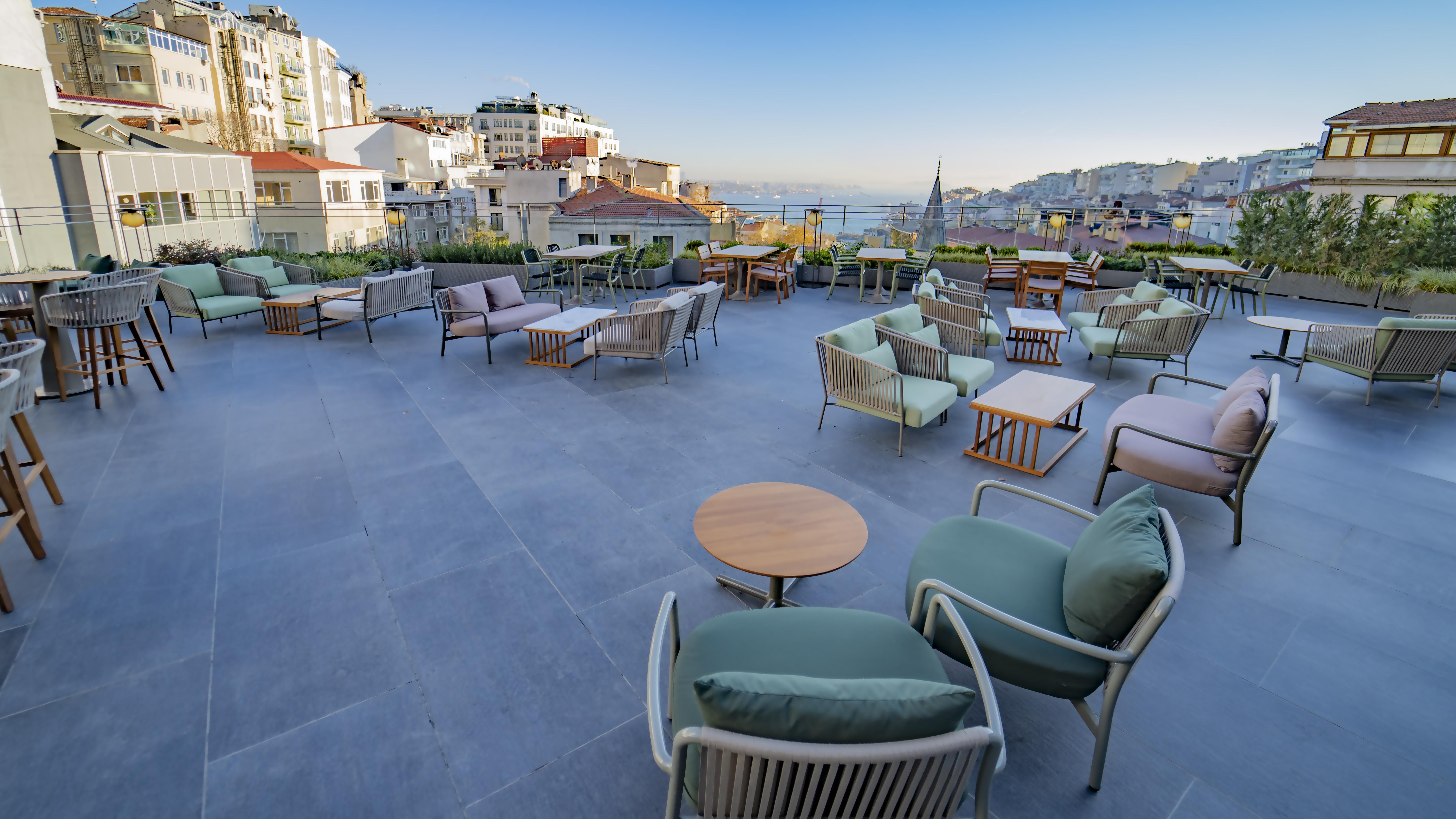 Hotel Sofitel Istanbul Taksim Zewnętrze zdjęcie Rooftop terrace