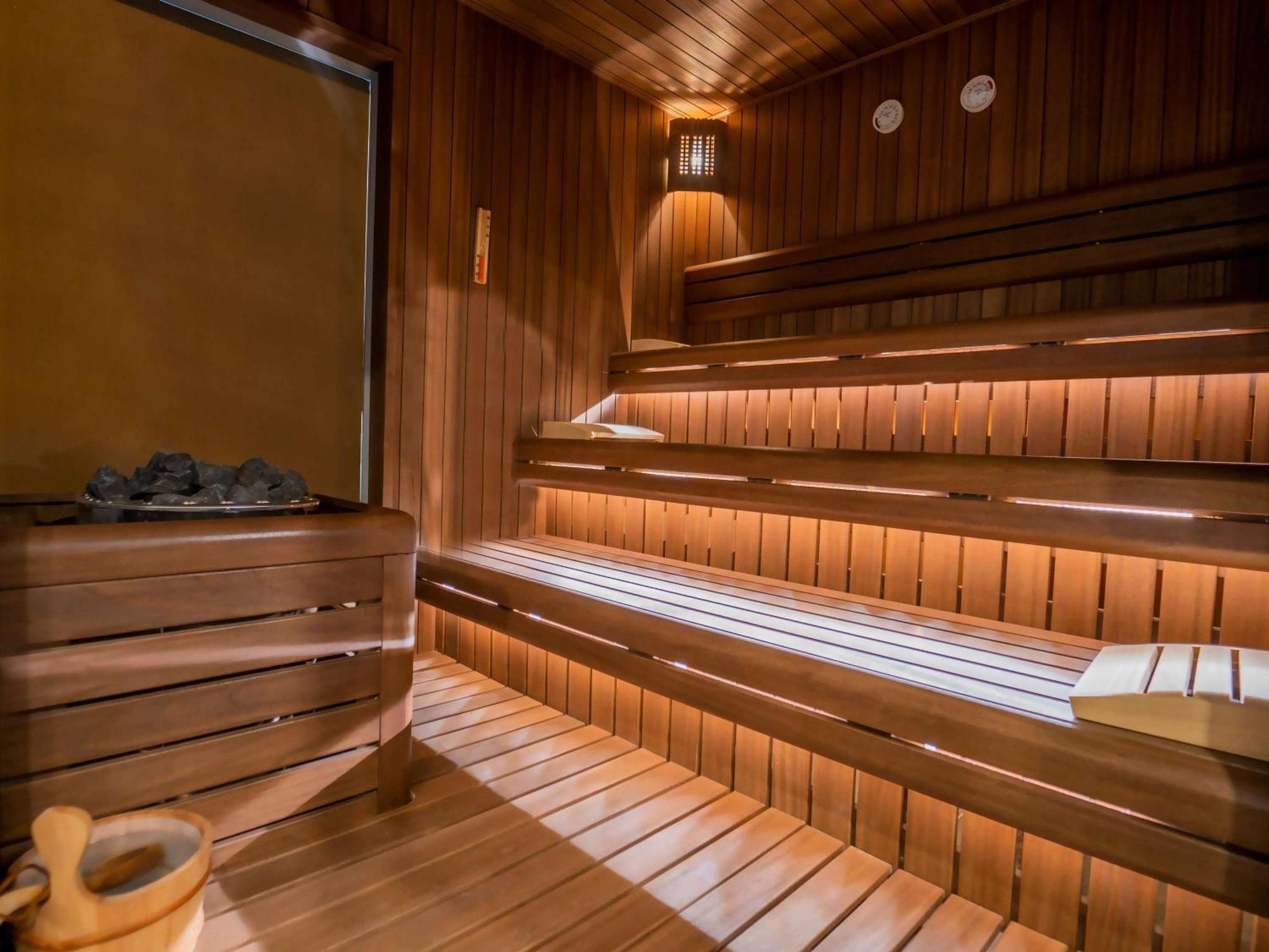 Hotel Sofitel Istanbul Taksim Zewnętrze zdjęcie A modern Finnish sauna