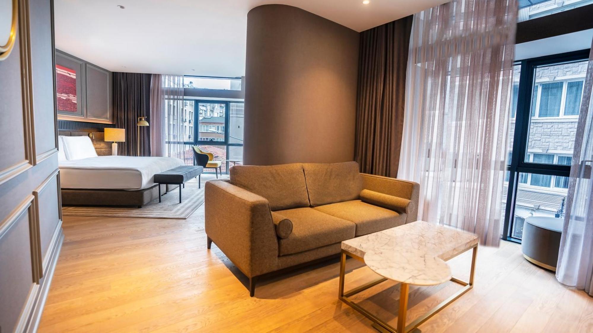Hotel Sofitel Istanbul Taksim Zewnętrze zdjęcie A suite at the hotel
